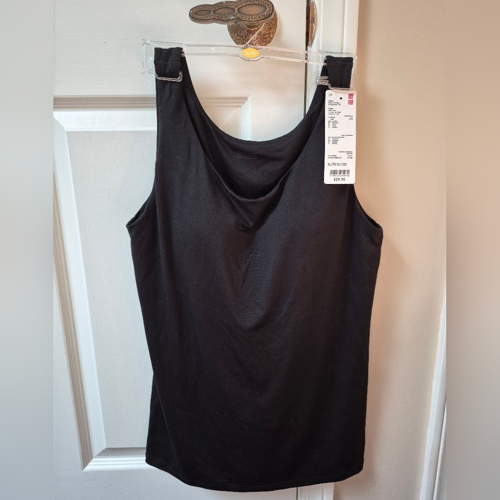 Heattech Black Bra Sleeveless Women's Top Size XL, New With Tags